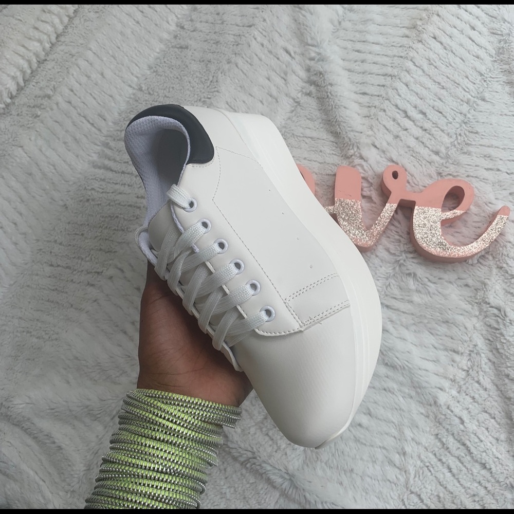 ๐ฅ1 LEFT Runs Small Size Up half Size - Picture 2 of 2